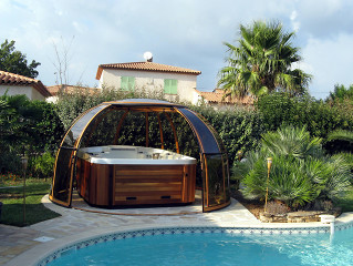 Zastřešení SPA DOME ORLANDO® je dokonalým doplňkem k Vaší vířivce Zastřešení SPA DOME ORLANDO® je dokonalým doplňkem k Vaší vířivce