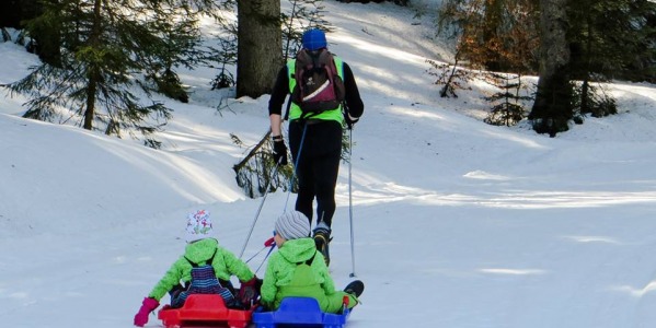 Zima volá! Vybavte sebe i své děti na zimní sporty